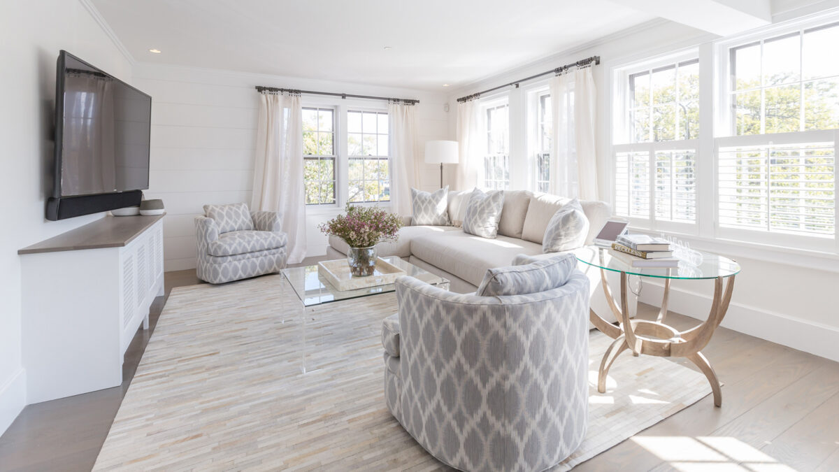 20 Straight Wharf in Nantucket - 2 Bedroom Living Room